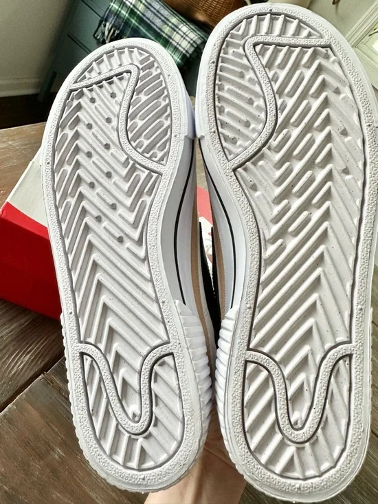 Nike Women’s Court Legacy Lift Sneakers with Black Swoosh and Tan Stripe - Picture 8 of 9